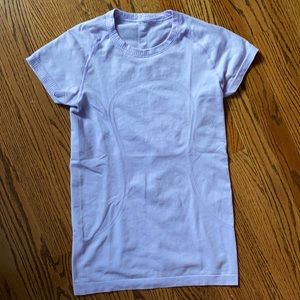 light purple lululemon swiftly tech shirt size 6
